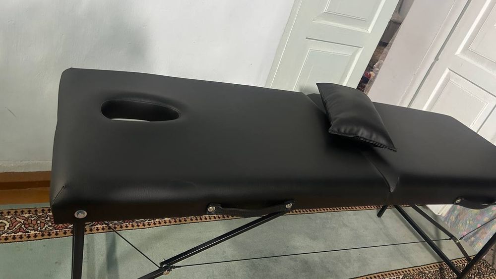 Кушетка для массажа, хиджамы, и косметологических продцедур из первых