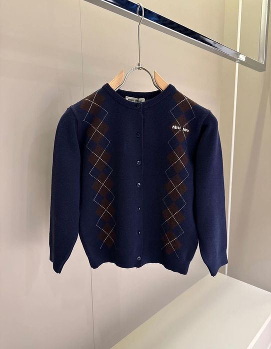 Жилетки Ами и др.