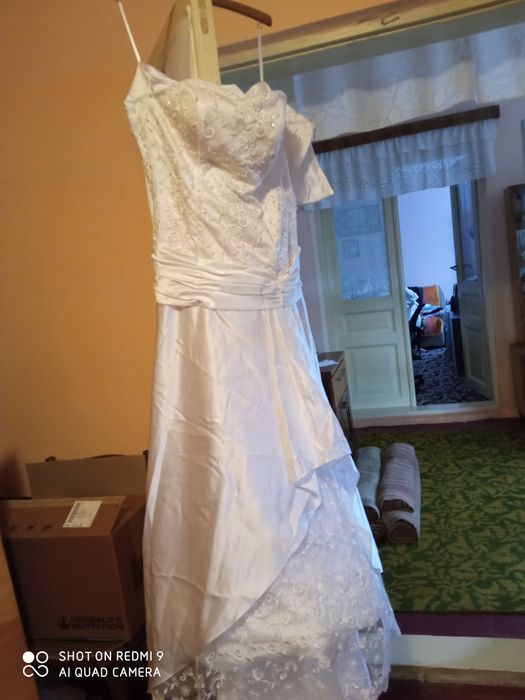 Rochie mireasa stare buna