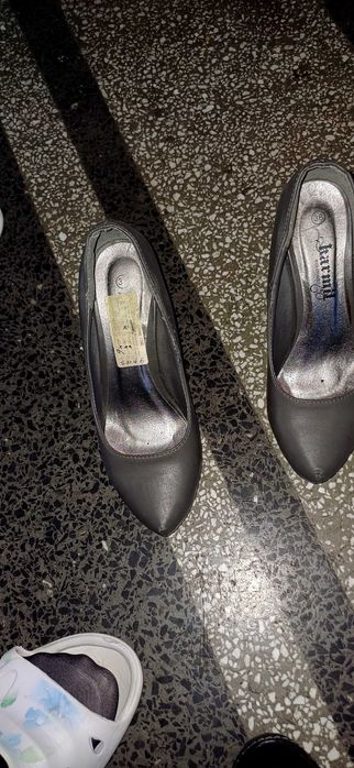 Дамски обувки по 5 евро