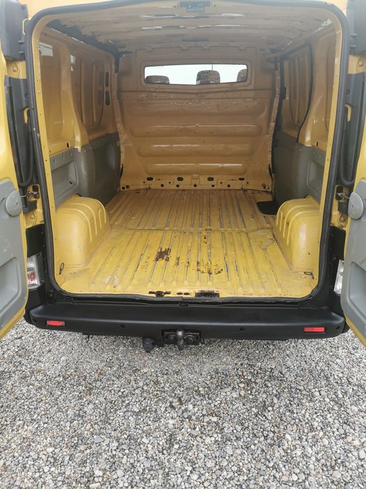 RENAULT Trafic 2004 — imagine 5
