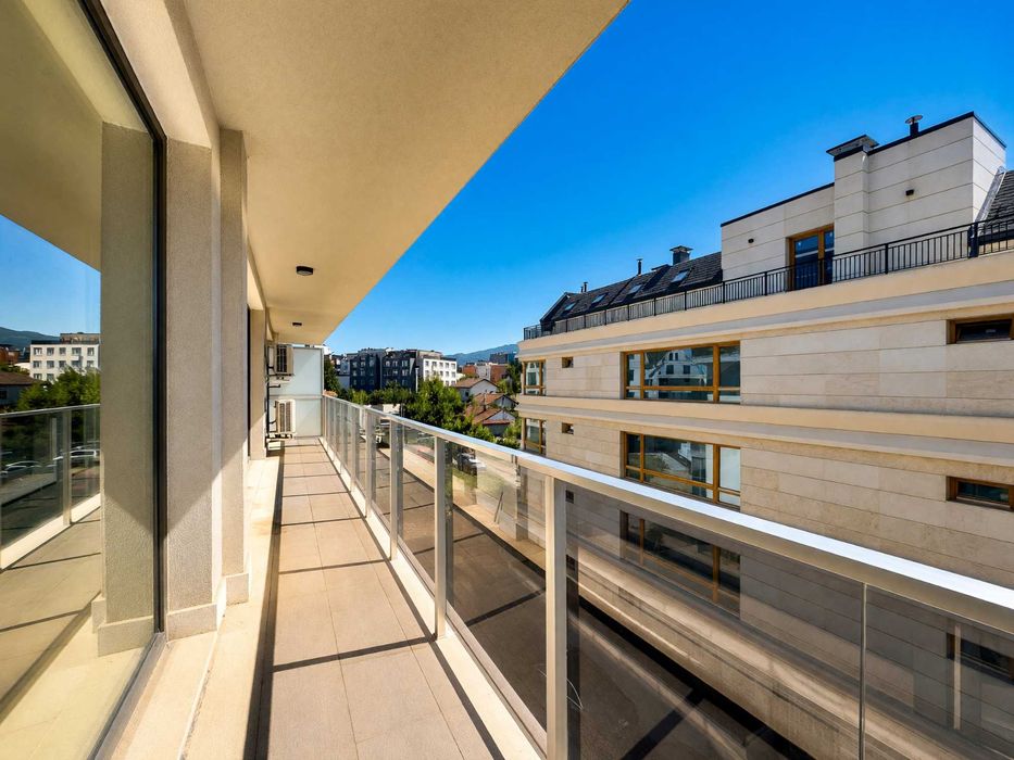 Продава се Двустаен апартамент в София, Кръстова вада - 66 кв.м за 3910 €/кв.м - Снимка #1
