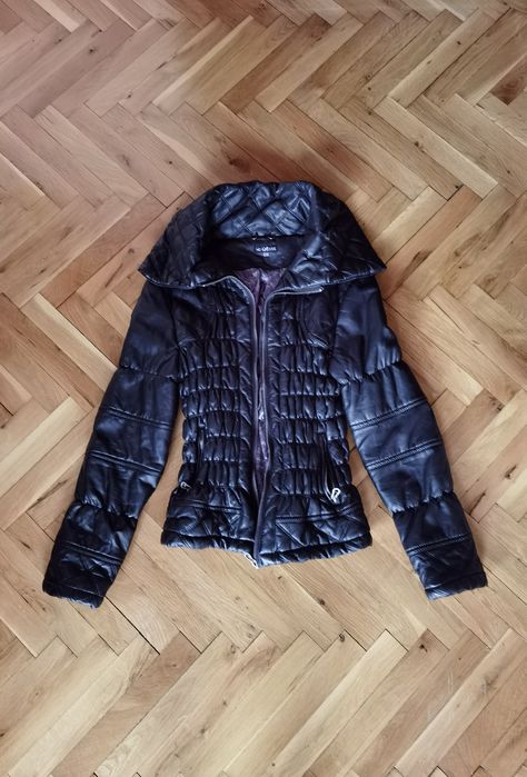 Дамско еластично кожено яке размер M-L