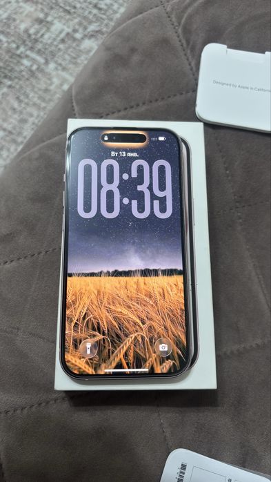 Продам айфон 15 в розовом цвете