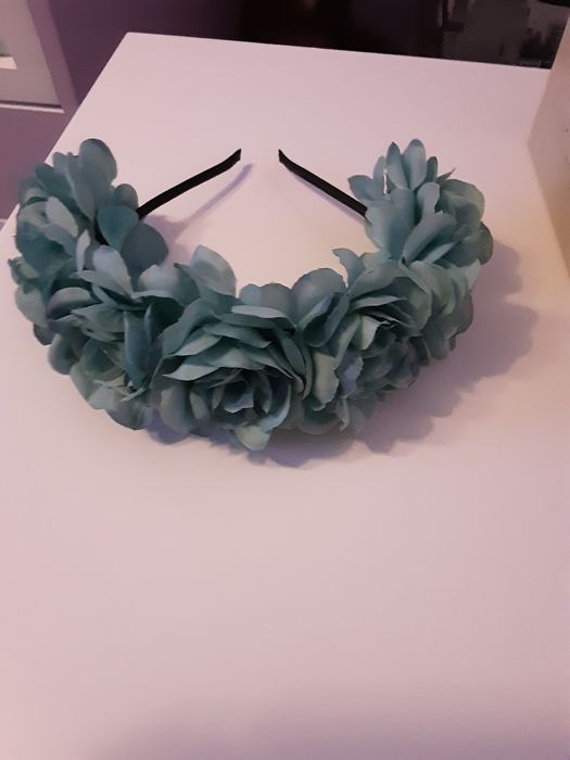 Cordeluta cu flori albastre