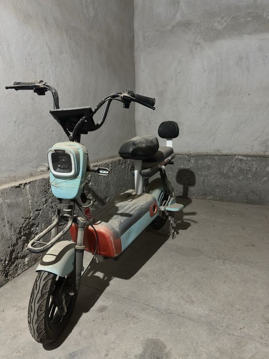 электроскутер,велосипед