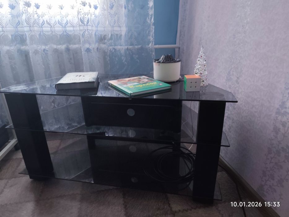 Тумба стеклянная (для телевизора)