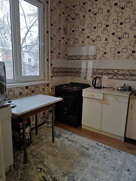 1/3/4, Чиланзар 17, Метро Чиланзар 5мин, Меб+Тех продаётся квартира ~