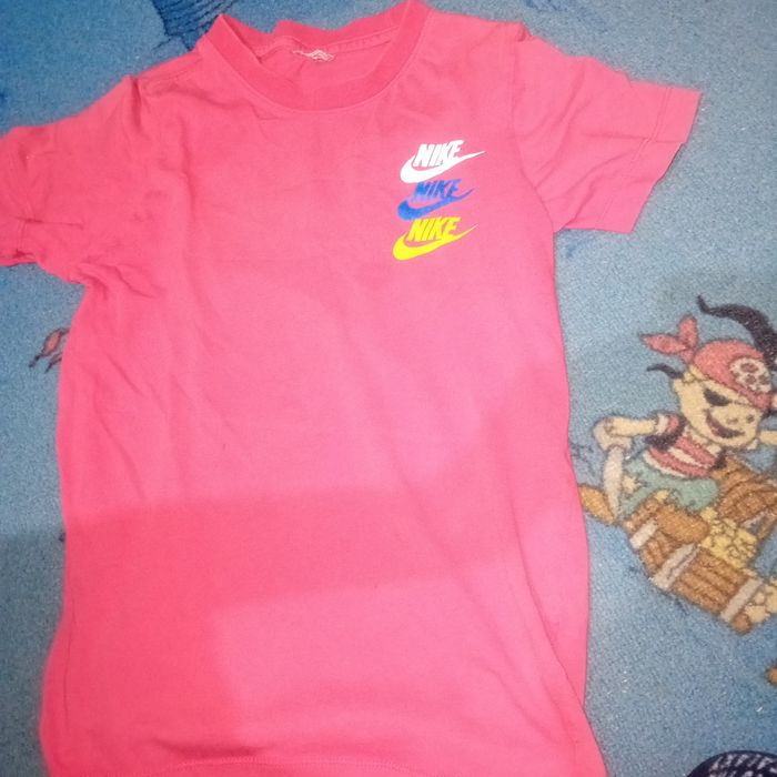 Tricou  nike  la moda