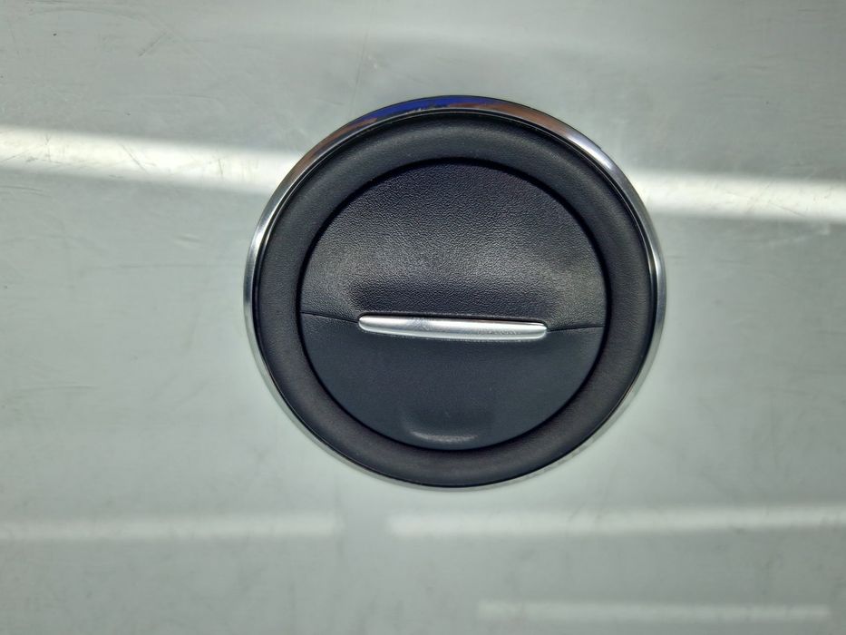 Grila aerisire centrala dreapta Dacia Duster [Fabr 2010-2017] 6016R681