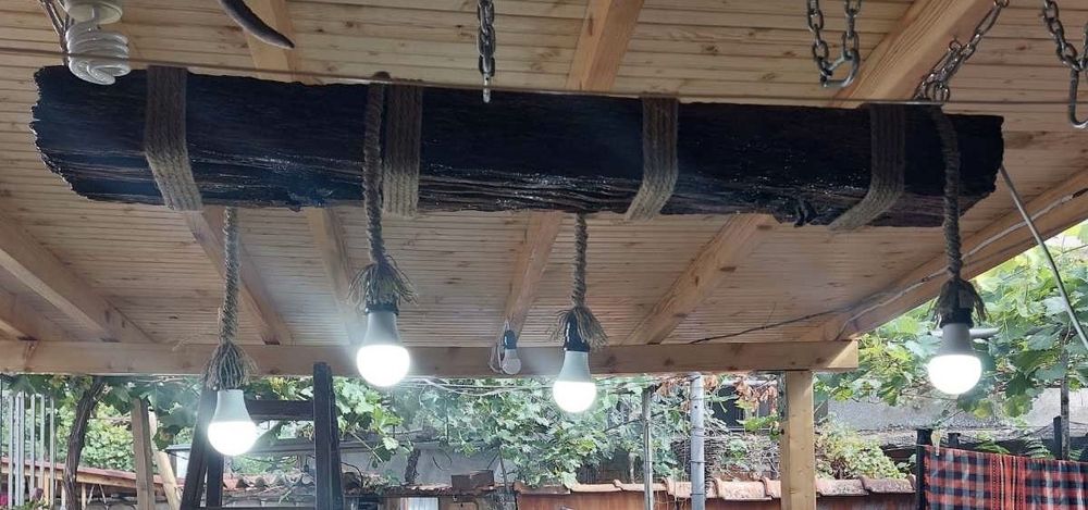 Ръчно изработен винтидж полилей от дърво