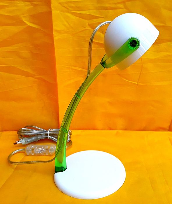 LAMPI pentru birou cu LEDURI PHILIPS Noi - 80 Lei/Bucata