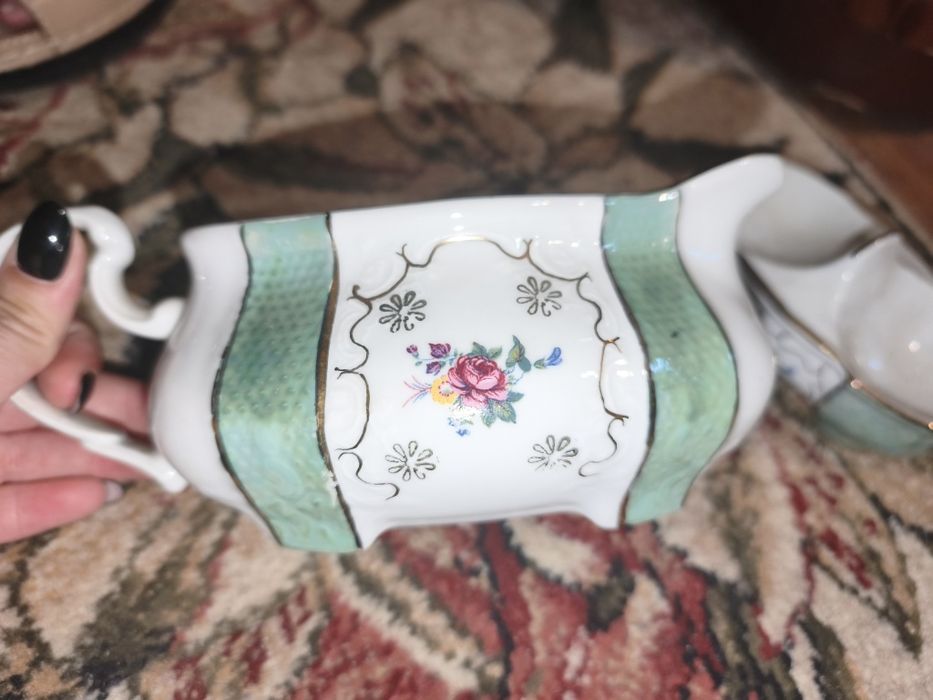 Set de farfurii 12 persoane din porcelan
