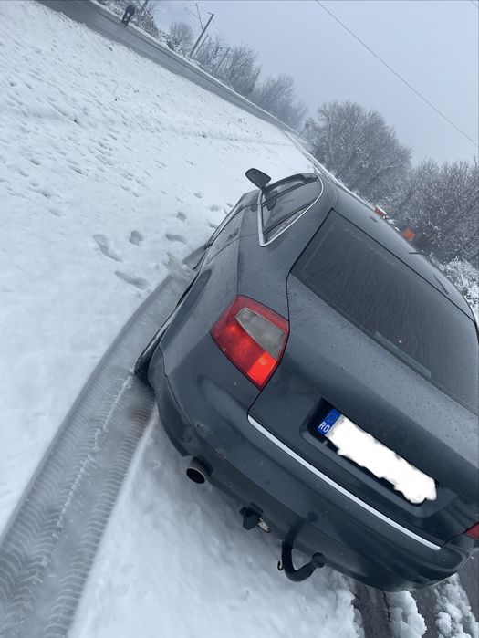 Vand Audi A4 sau schimb