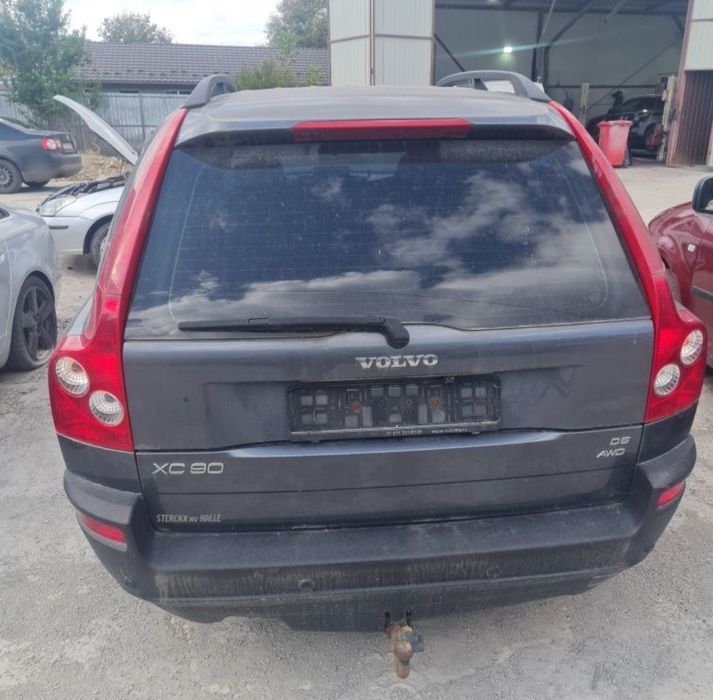 Dezmembrez Volvo Xc 90 2.4 Diesel
