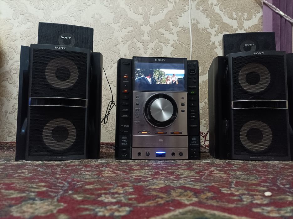 Sony sentr sotiladi