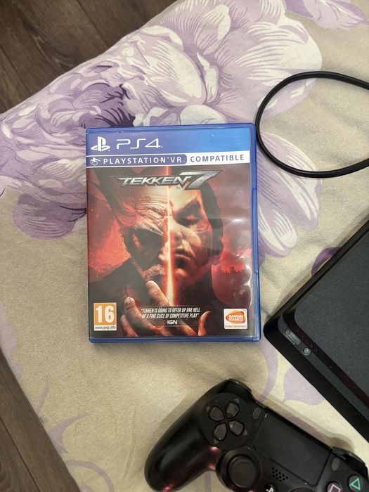 Ps4 с вградени игри