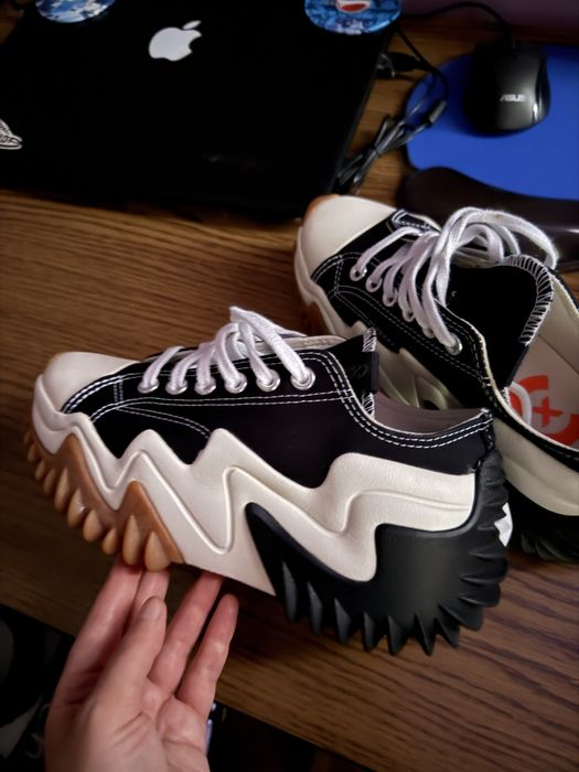 Converse 36 ca si noi