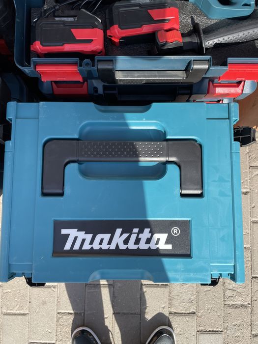 Болгарка фирма "Makita"