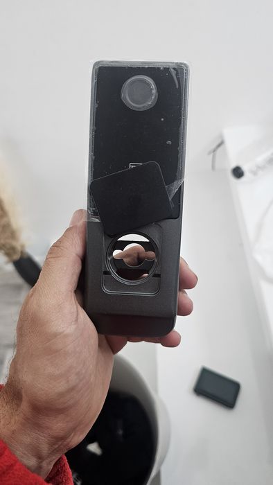 Incuietoare cu amprenta smart rezistenta la apa ip68 noua