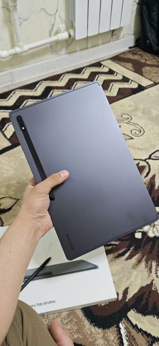 Samsung galaxy tab S8 ultra sotiladi.