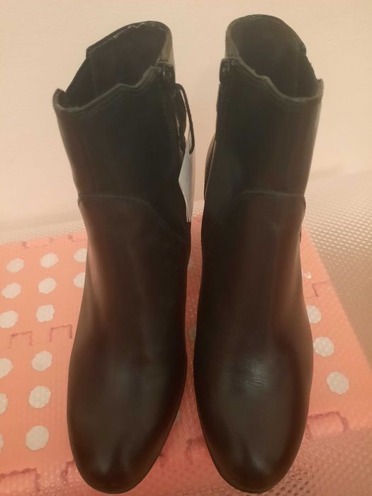 Botine Tamaris, cu eticheta