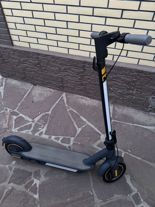 Segway Ninebot KickScooter Max G30