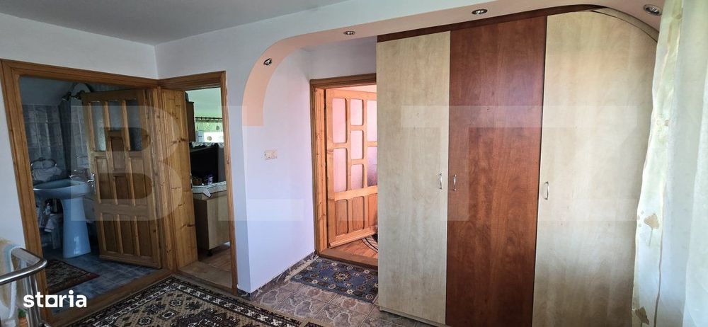 Gospodarie completa, ideala pentru familie, in zona Carcea - Primarie