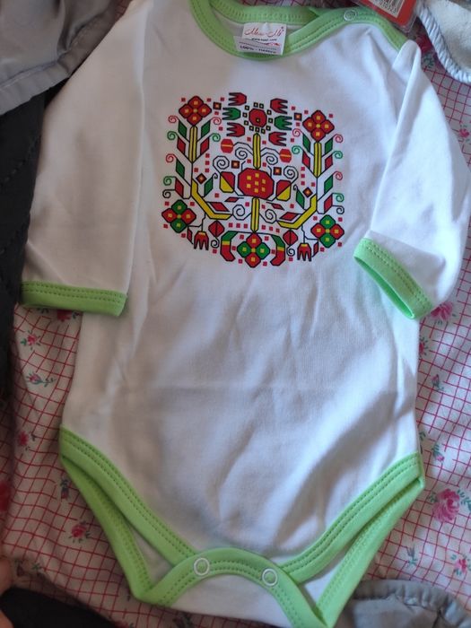 Бебешко боди с народни мотиви 68