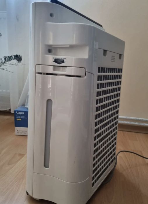 Purificator aer SHARP Plasmacluster KC-D40EUW