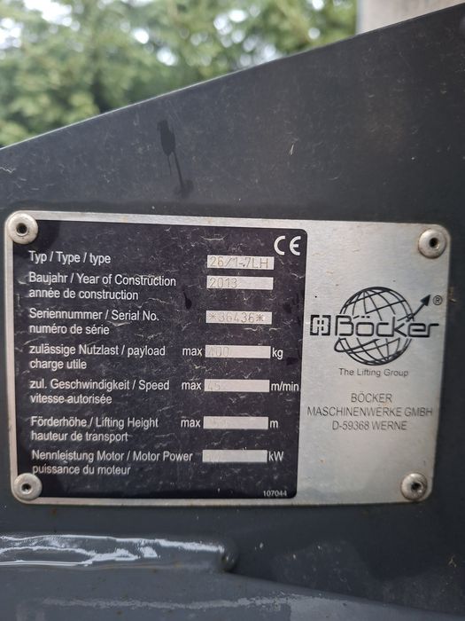 Vand lift exterior,construcții