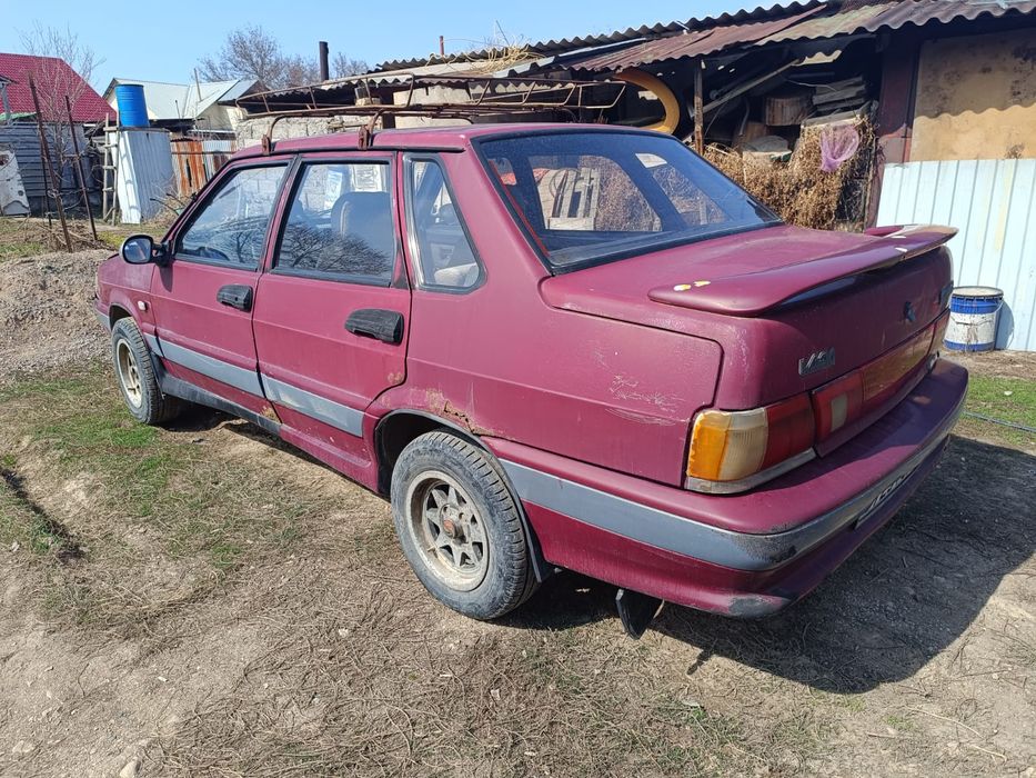 Продам машину ваз 2115