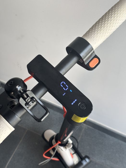 Xiaomi scooter 3 електрическа тротинетка