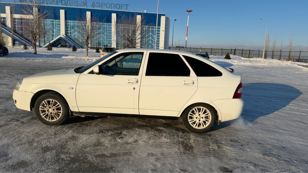 Продам приора хетчбек