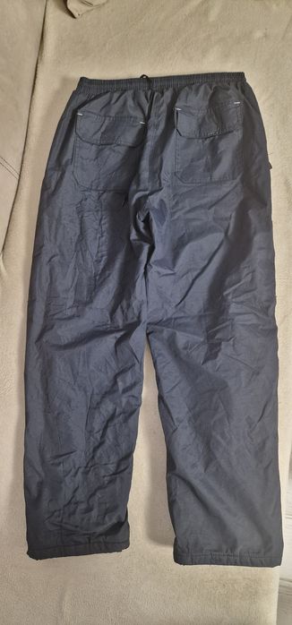 Pantaloni bărbati M