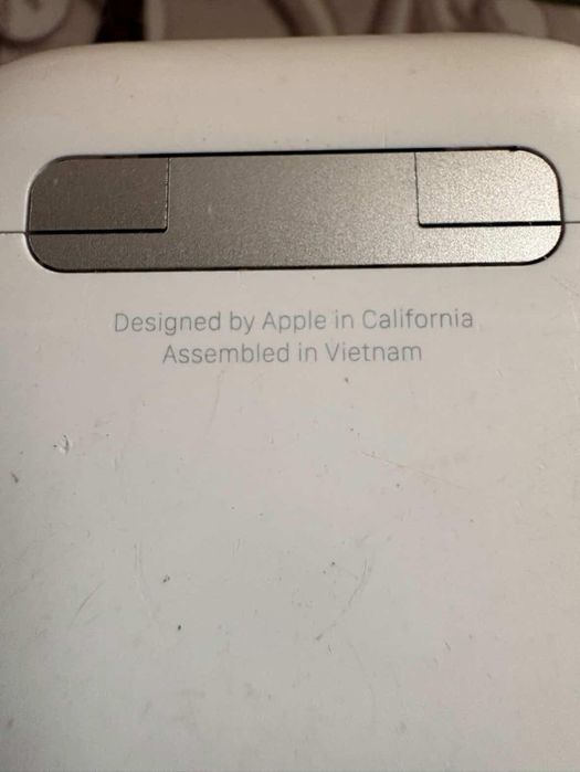 AirPods 4 оригинални