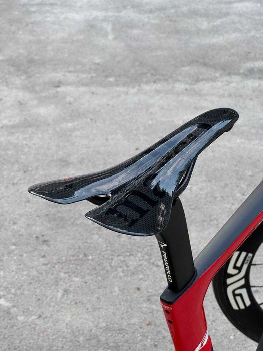 Pinarello dogma f14 полностью карбоновый велосипед