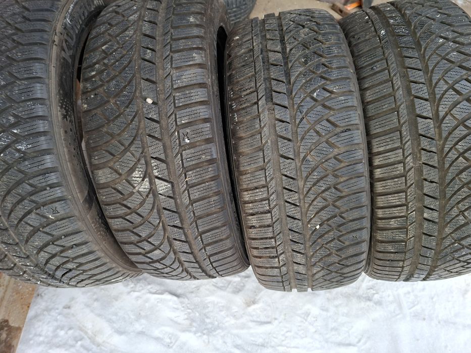 Продам шины. 225/50/17 кумхо