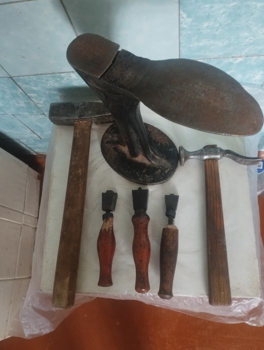 Продаются инструменты