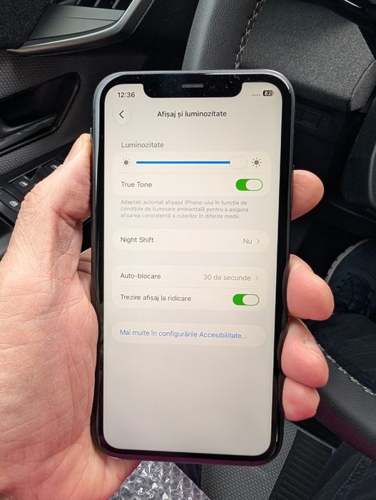 iPhone 11, 64 GB memorie