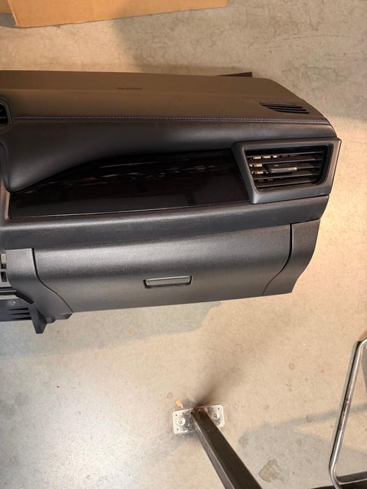 Plansa bord nissan leaf