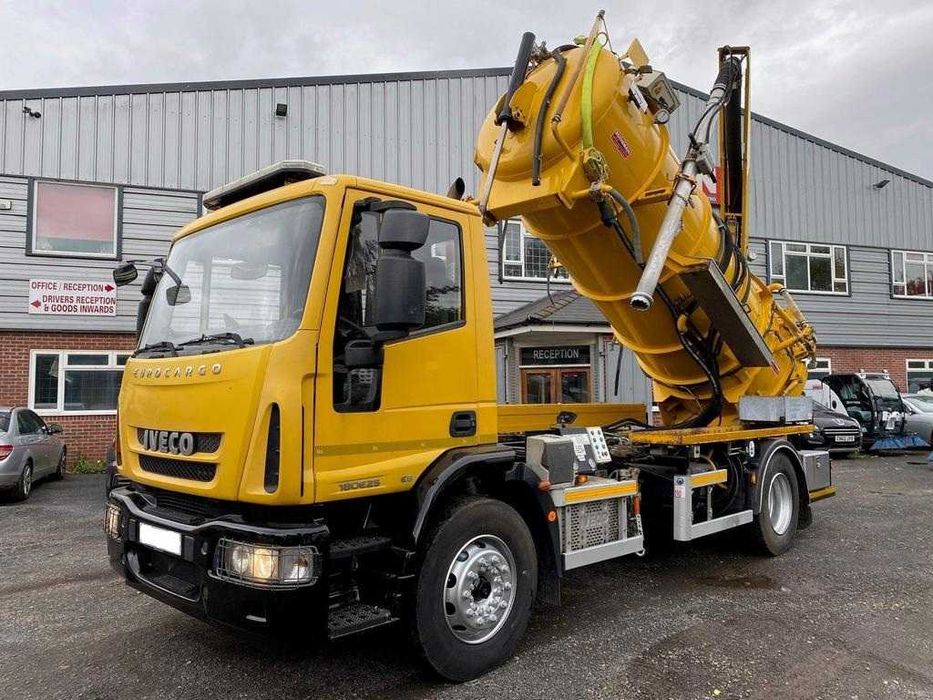 Autoutilitară Combinată Vidanjă + Womă Iveco Eurocargo 2016