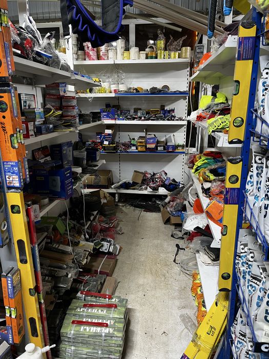 Продаеться магазин