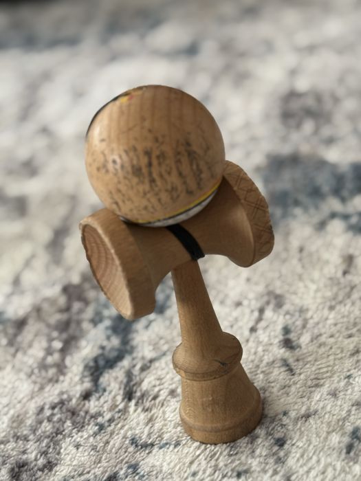Kendama broken shape romania