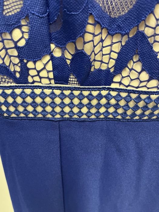 Официална рокля в син цвят