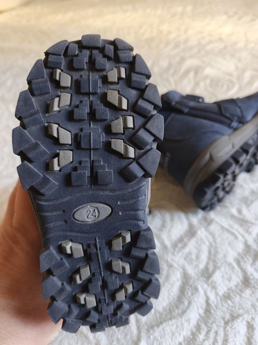 Тепленькиеисапожки на мальчика, размер 24