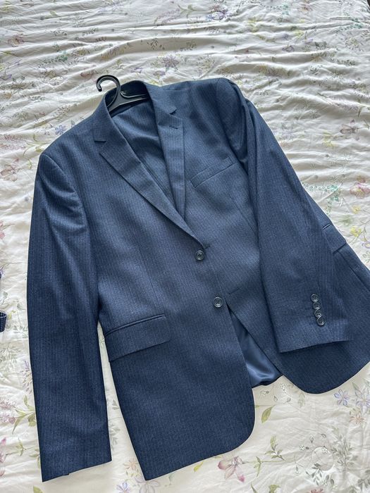 Мужской костюм с брюками