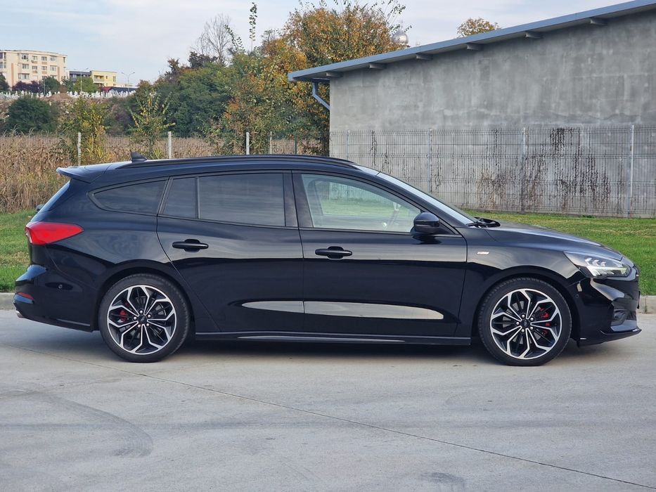 FORD Focus 2019 — imagine 3