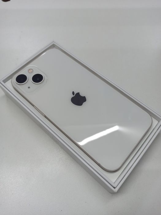 Apple iPhone 13, 128gb, 100%.