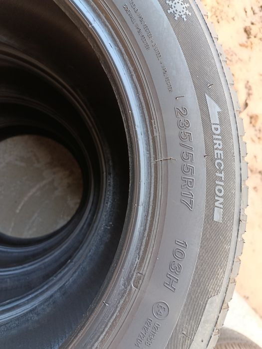 235_55_R17 Lassa